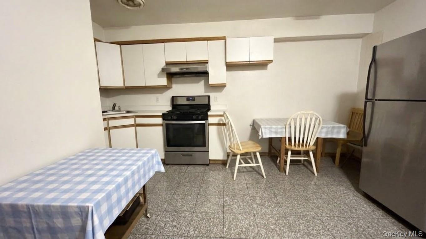 42-55 Colden Street 6s Property Photo 8