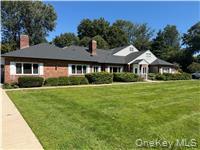 380 Park Avenue $2200 Unit- 2 Rooms Property Photo 1