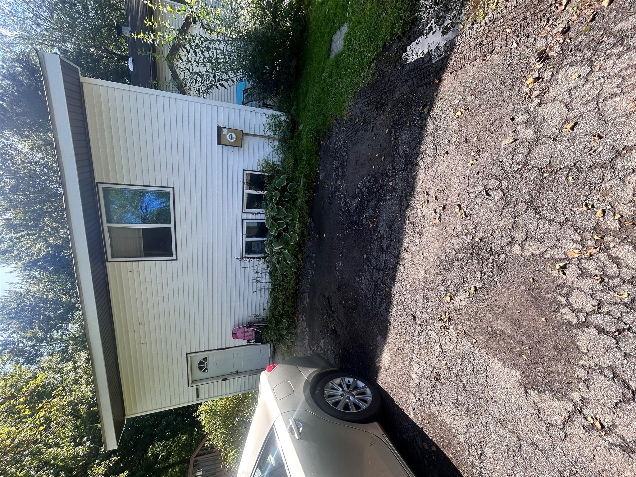 15 Medallion Road Property Photo 1