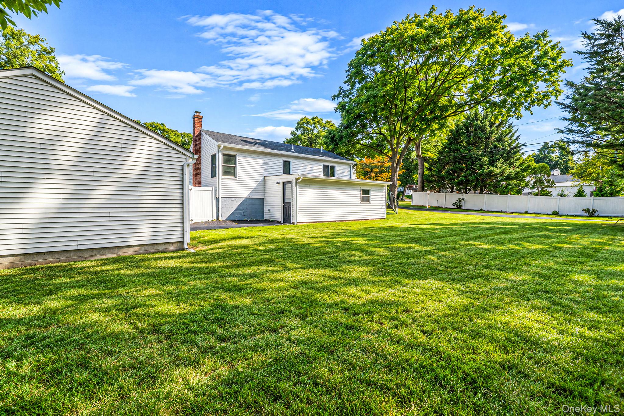14 Millers Road Property Photo 4