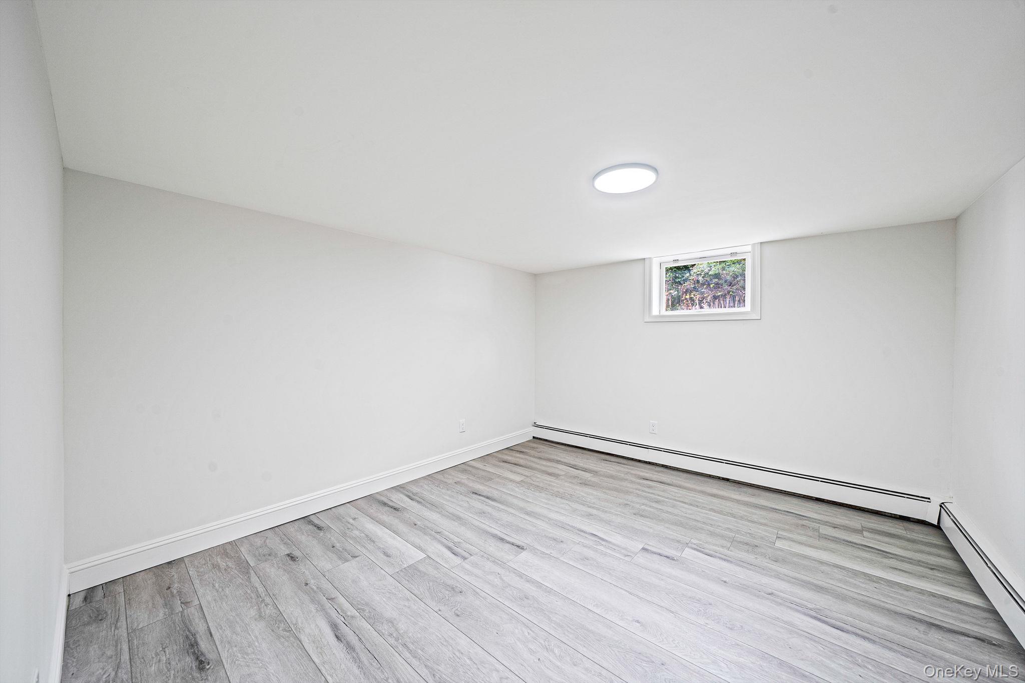 14 Millers Road Property Photo 20