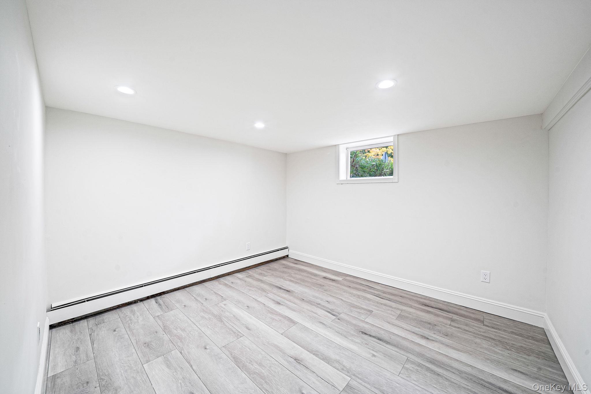 14 Millers Road Property Photo 21