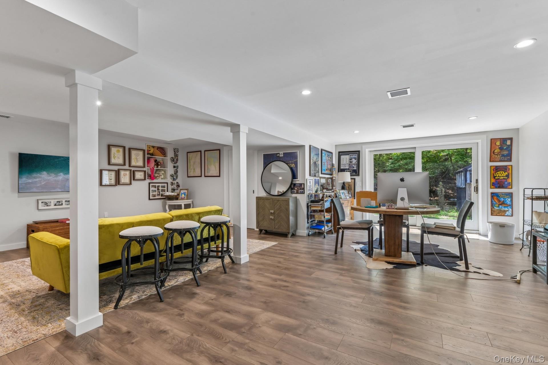 12 Deep View Court Property Photo 18