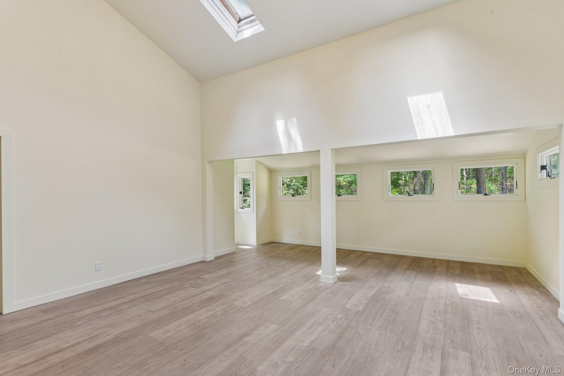 12 Deep View Court Property Photo 19