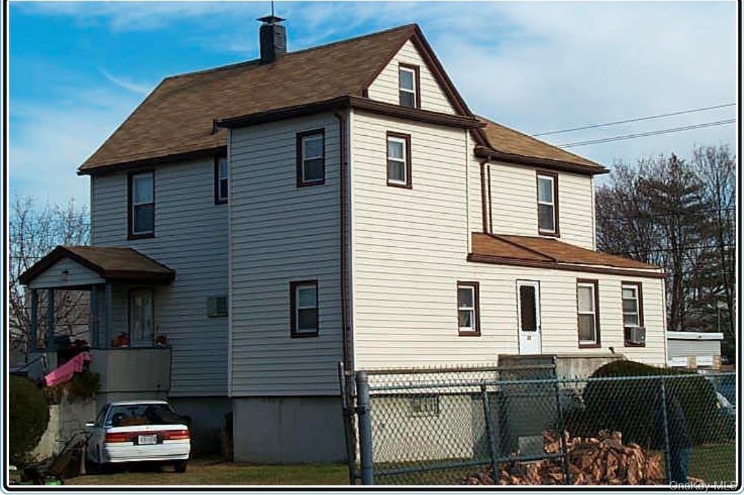 111 Wahl Avenue Property Photo 1