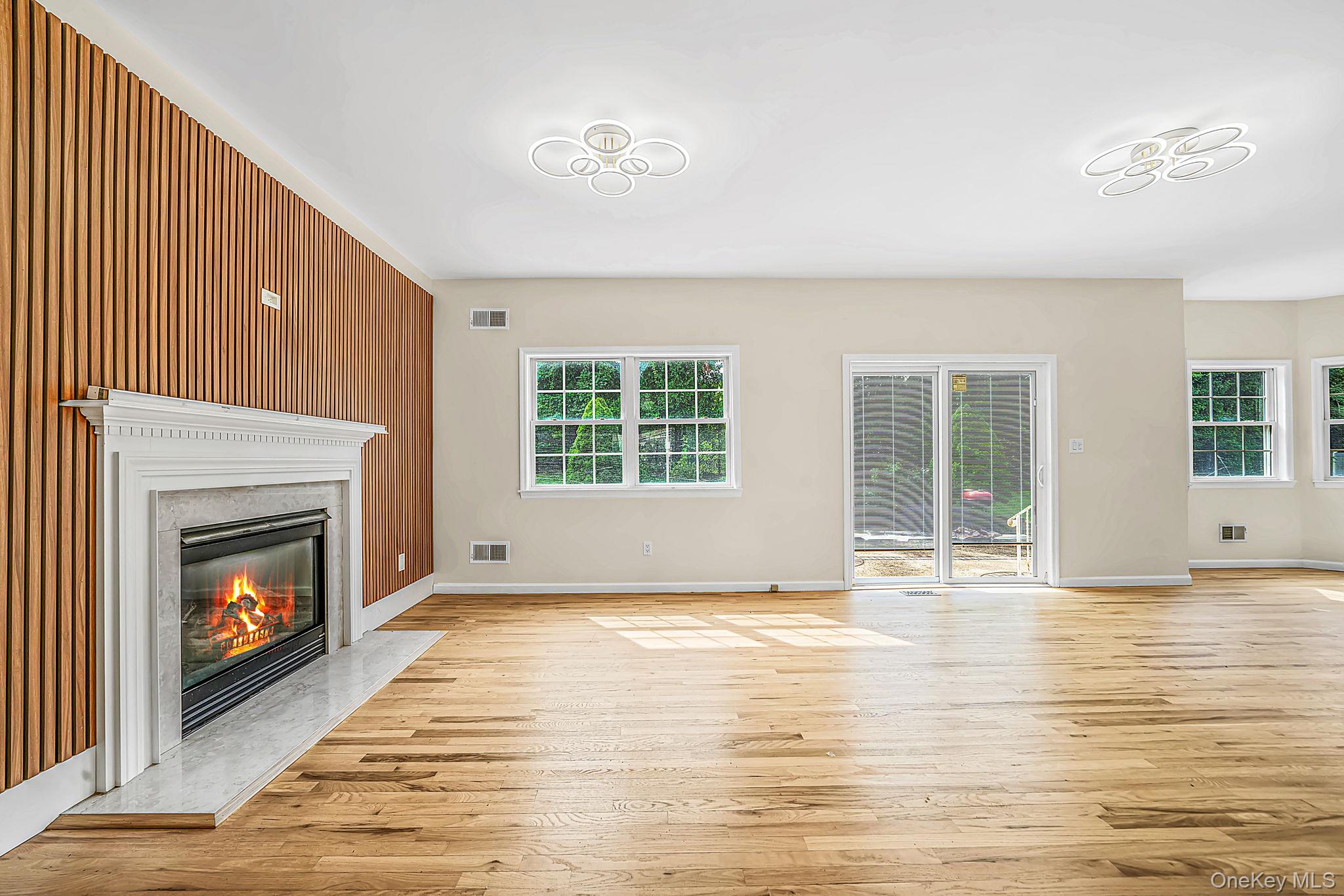 18 Woodridge Lane Property Photo 17