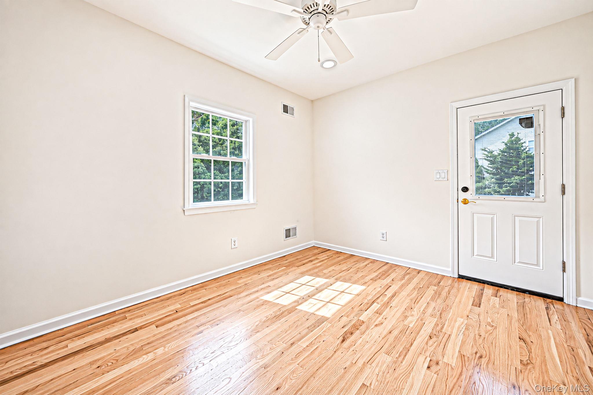 18 Woodridge Lane Property Photo 29