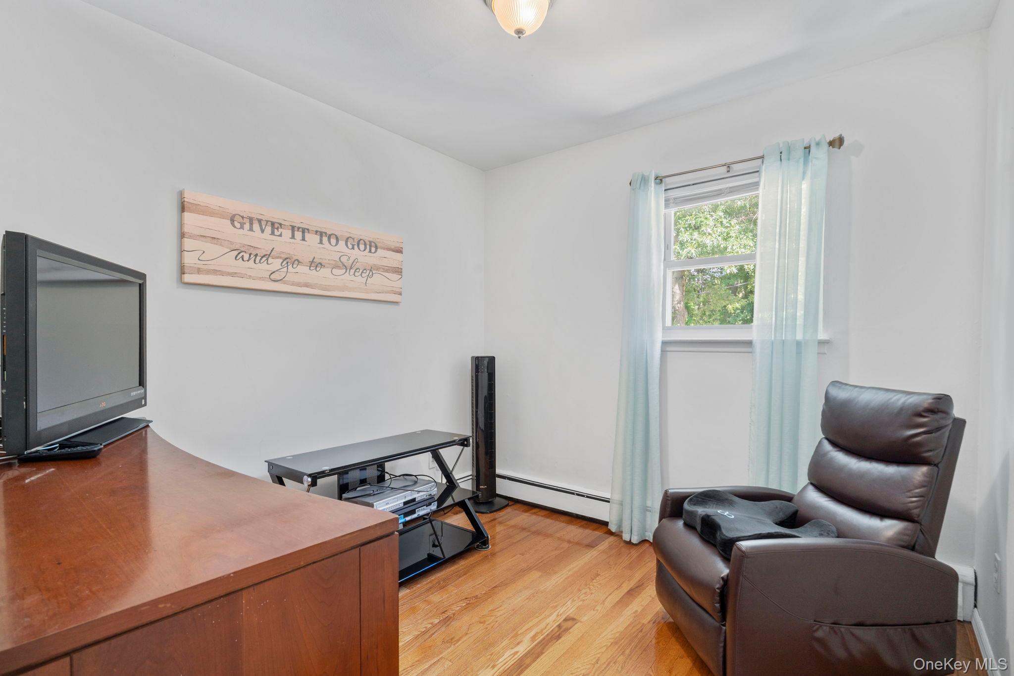 18 Brooklyn Avenue Property Photo 19