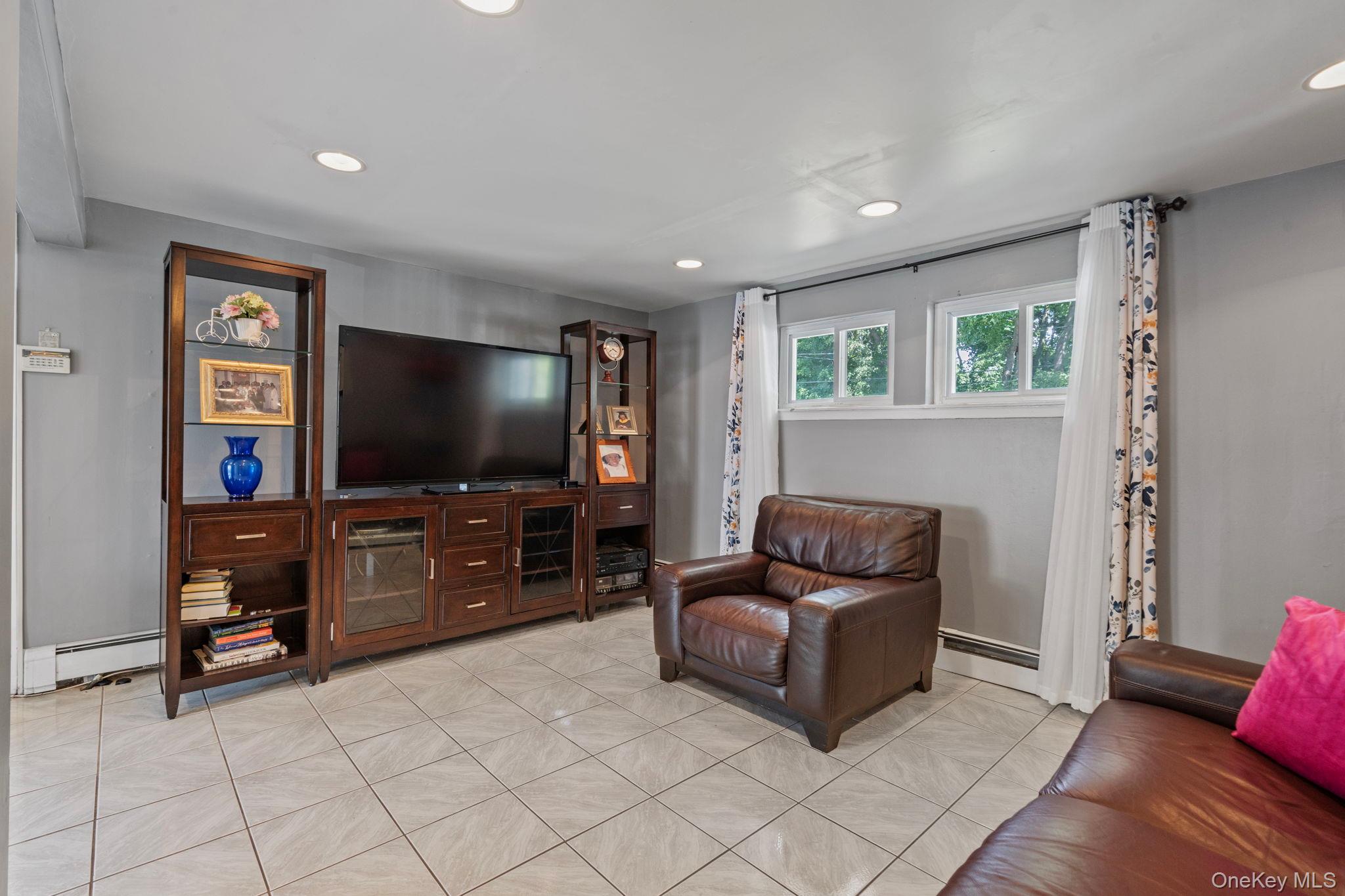 18 Brooklyn Avenue Property Photo 28