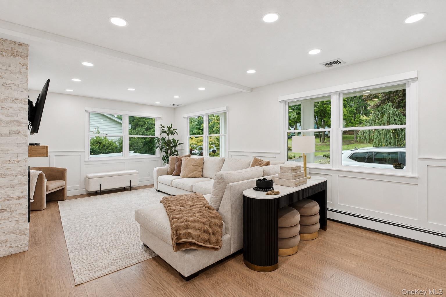 48 Fulton Boulevard Property Photo 3