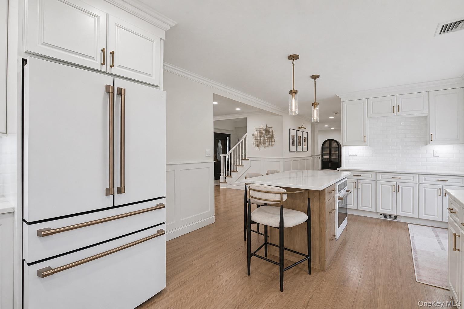 48 Fulton Boulevard Property Photo 4