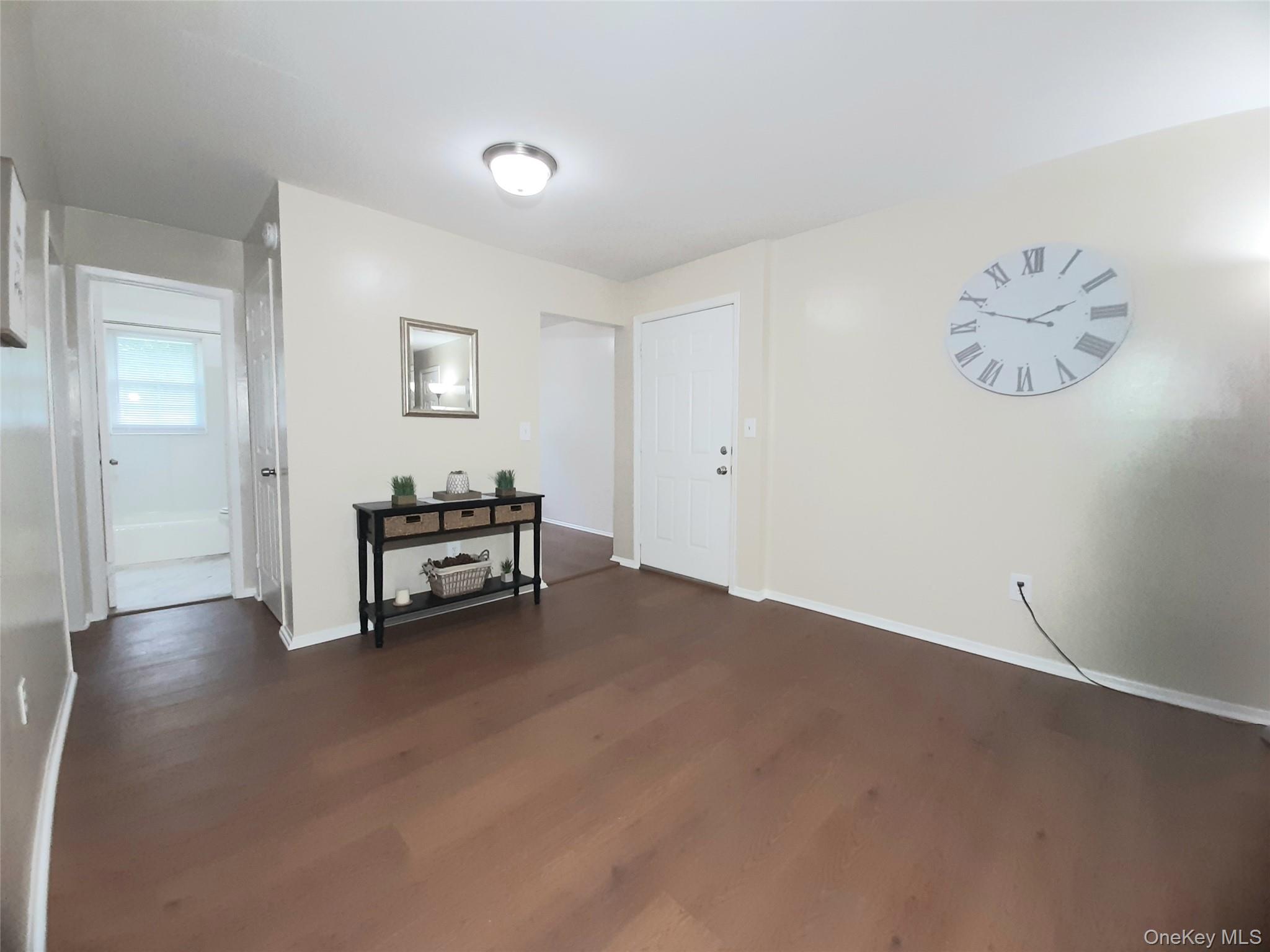 5 Wildwood Drive 17c Property Photo 3