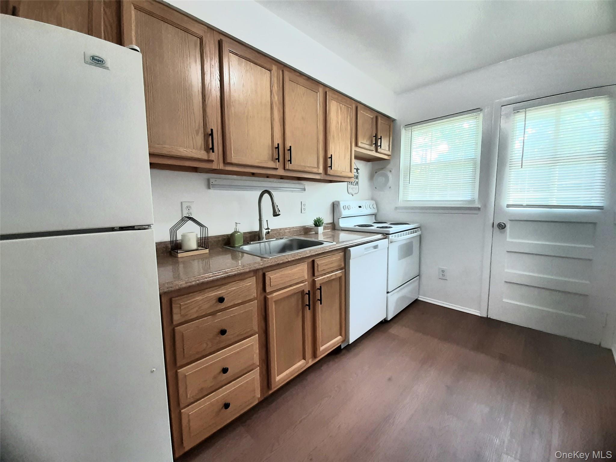 5 Wildwood Drive 17c Property Photo 7