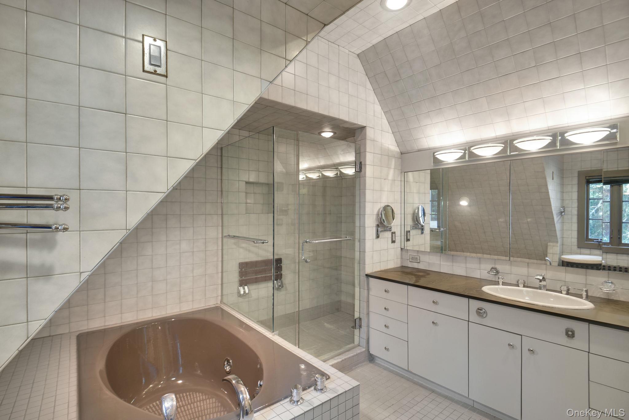 46 Fenimore Road Property Photo 24