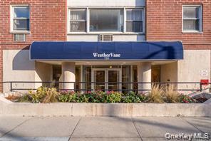 750 Shore Road 1H Property Photo 1