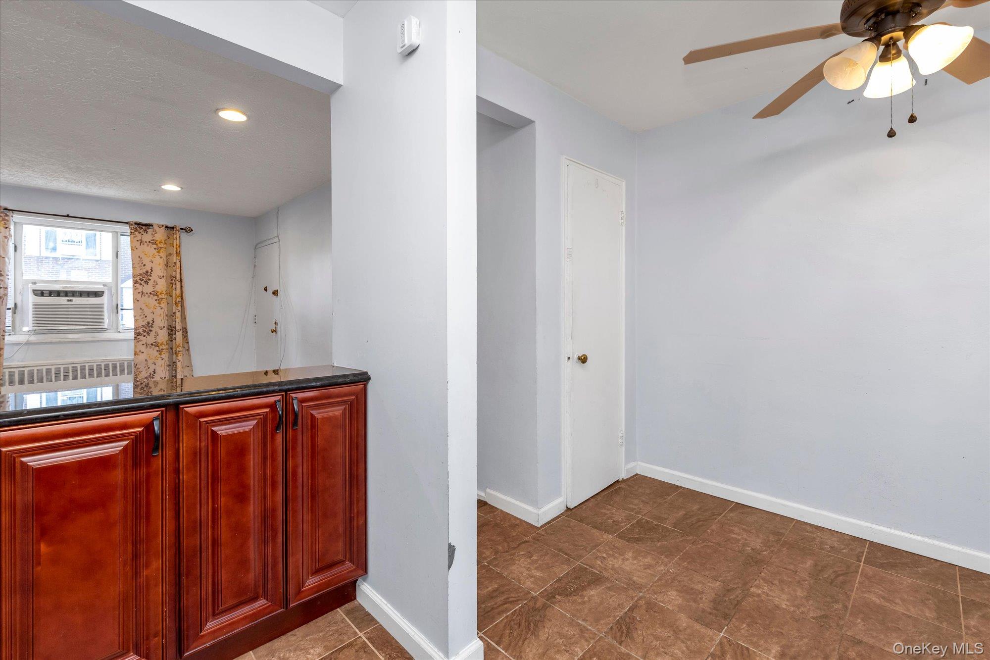 229-04 Hillside Avenue 1st Floor Property Photo 7