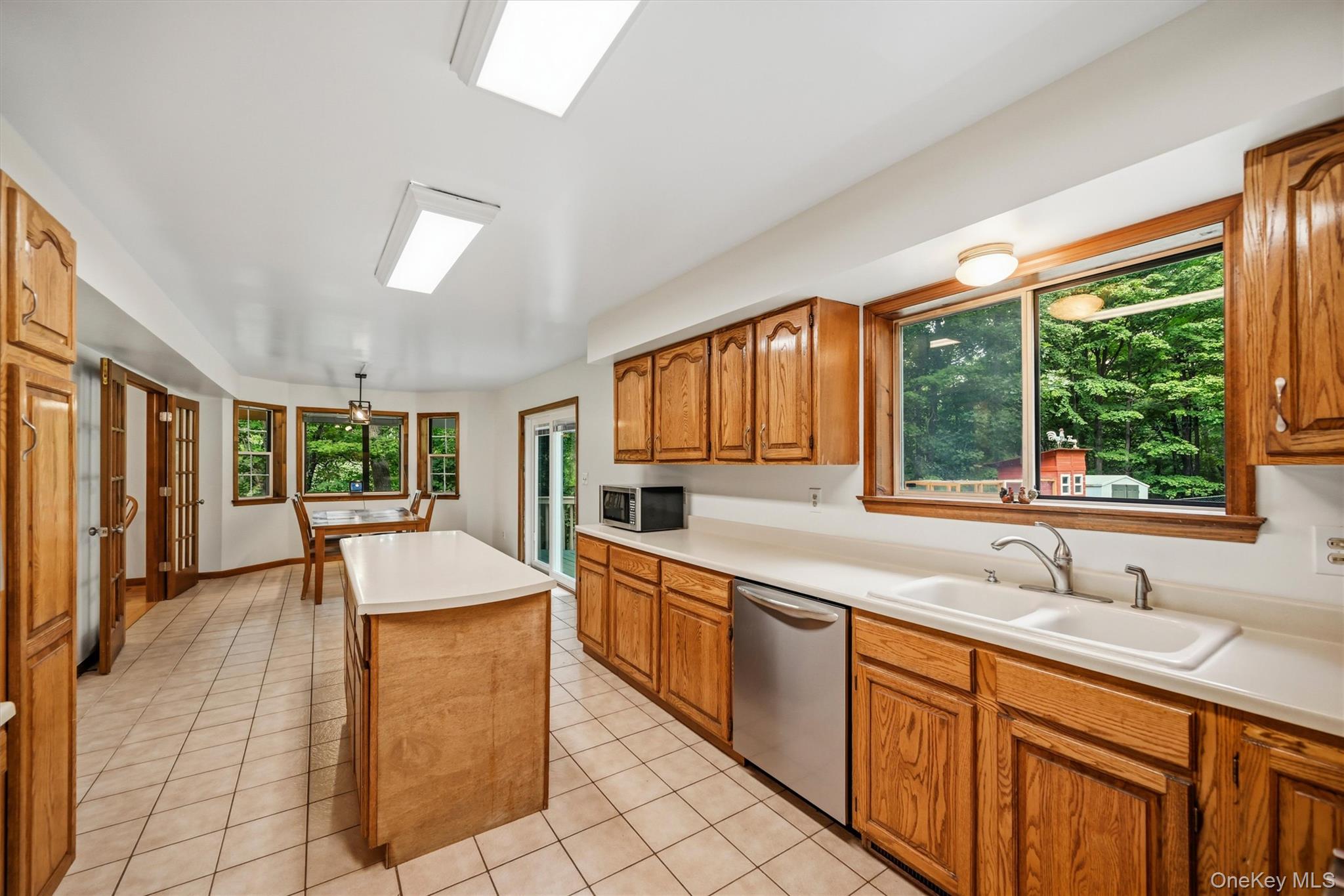 106 Freezer Road Property Photo 11