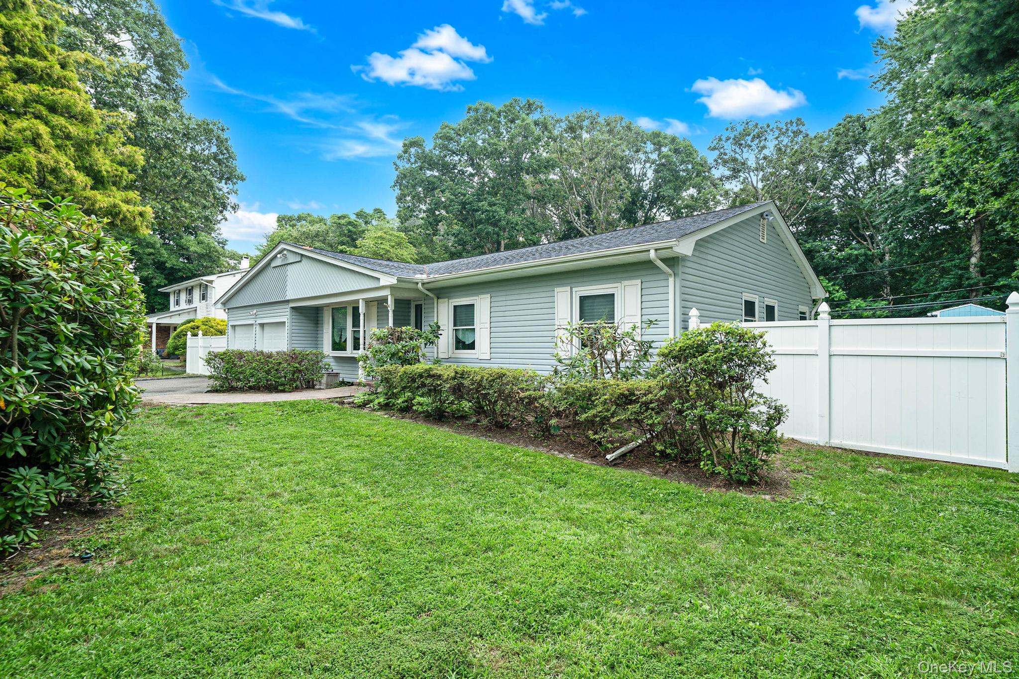 12 Beecher Street Property Photo 2