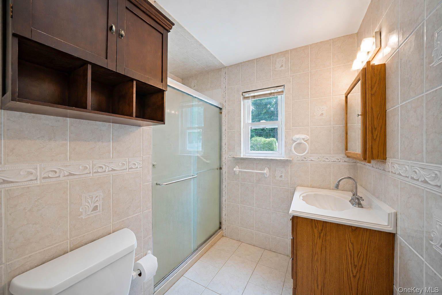 12 Beecher Street Property Photo 27