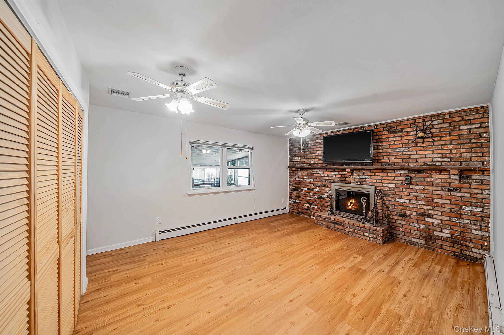 12 Beecher Street Property Photo 29