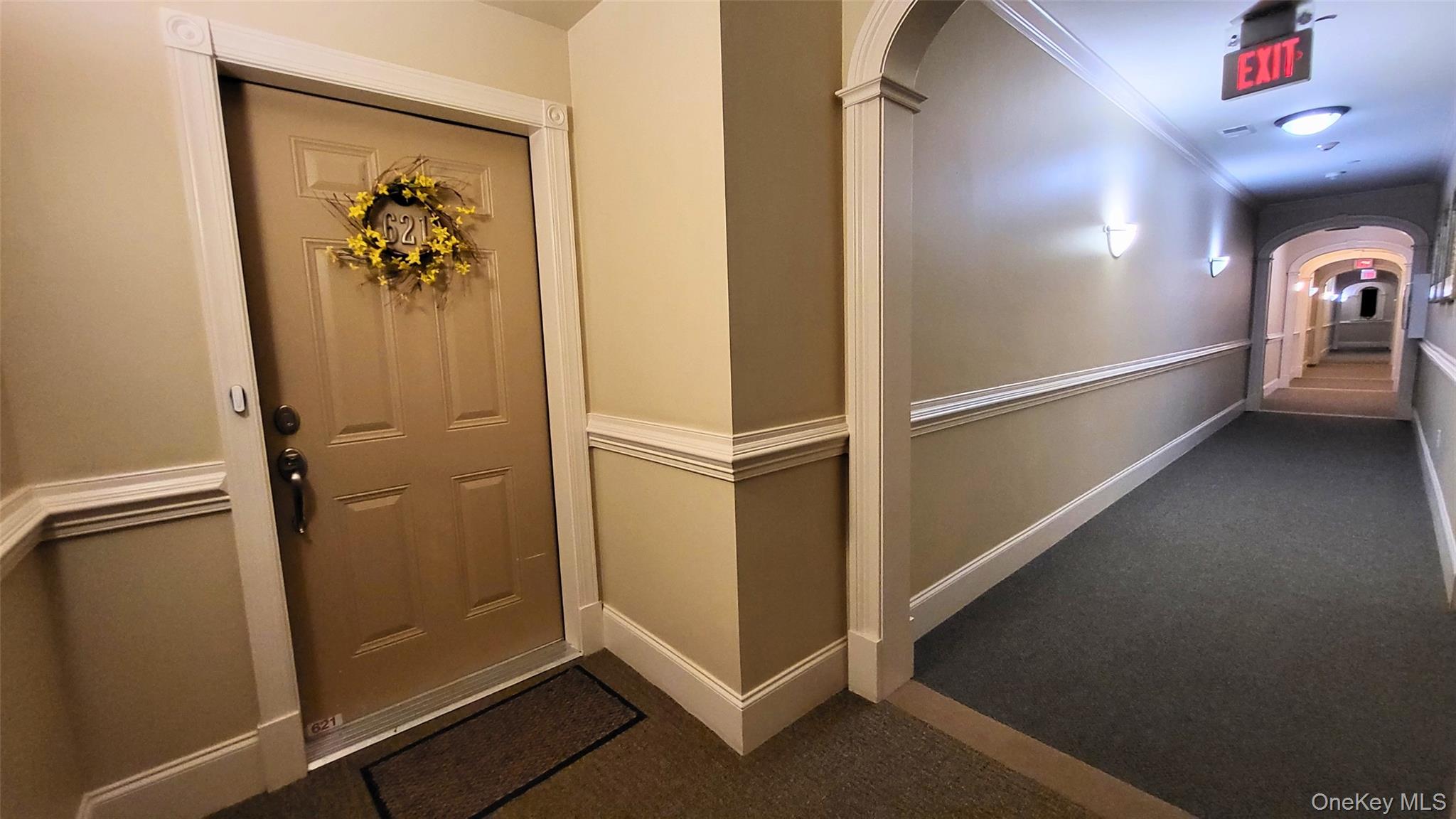 621 Regency Drive Property Photo 4