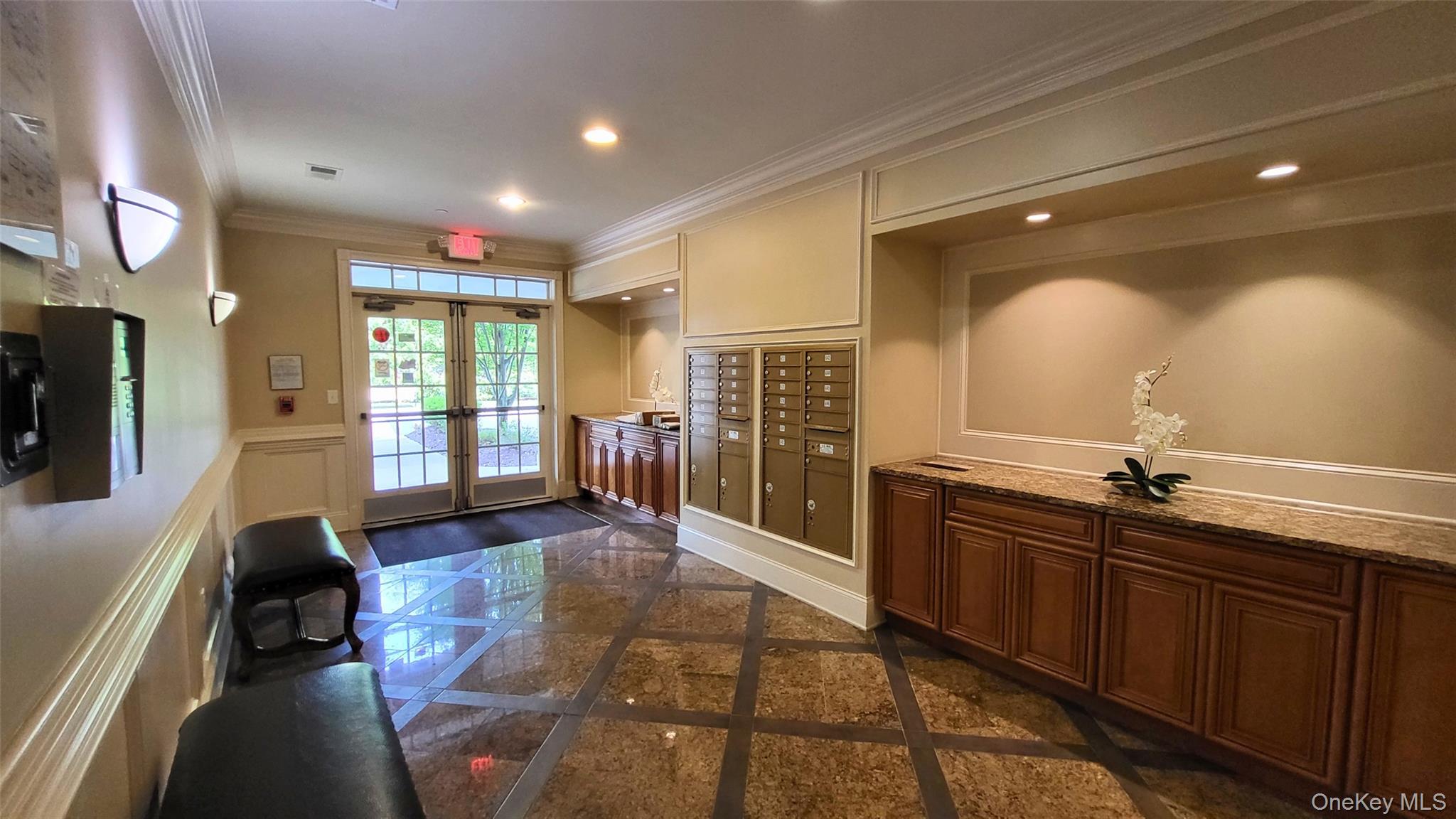 621 Regency Drive Property Photo 23