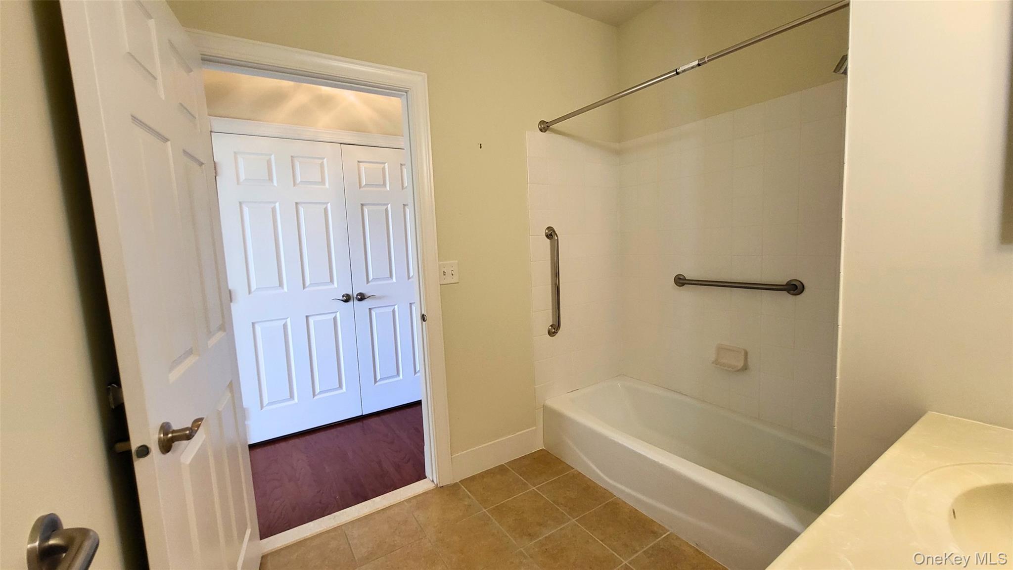 621 Regency Drive Property Photo 42