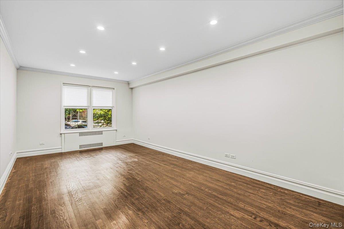 73-12 35th Avenue E3 Property Photo 12