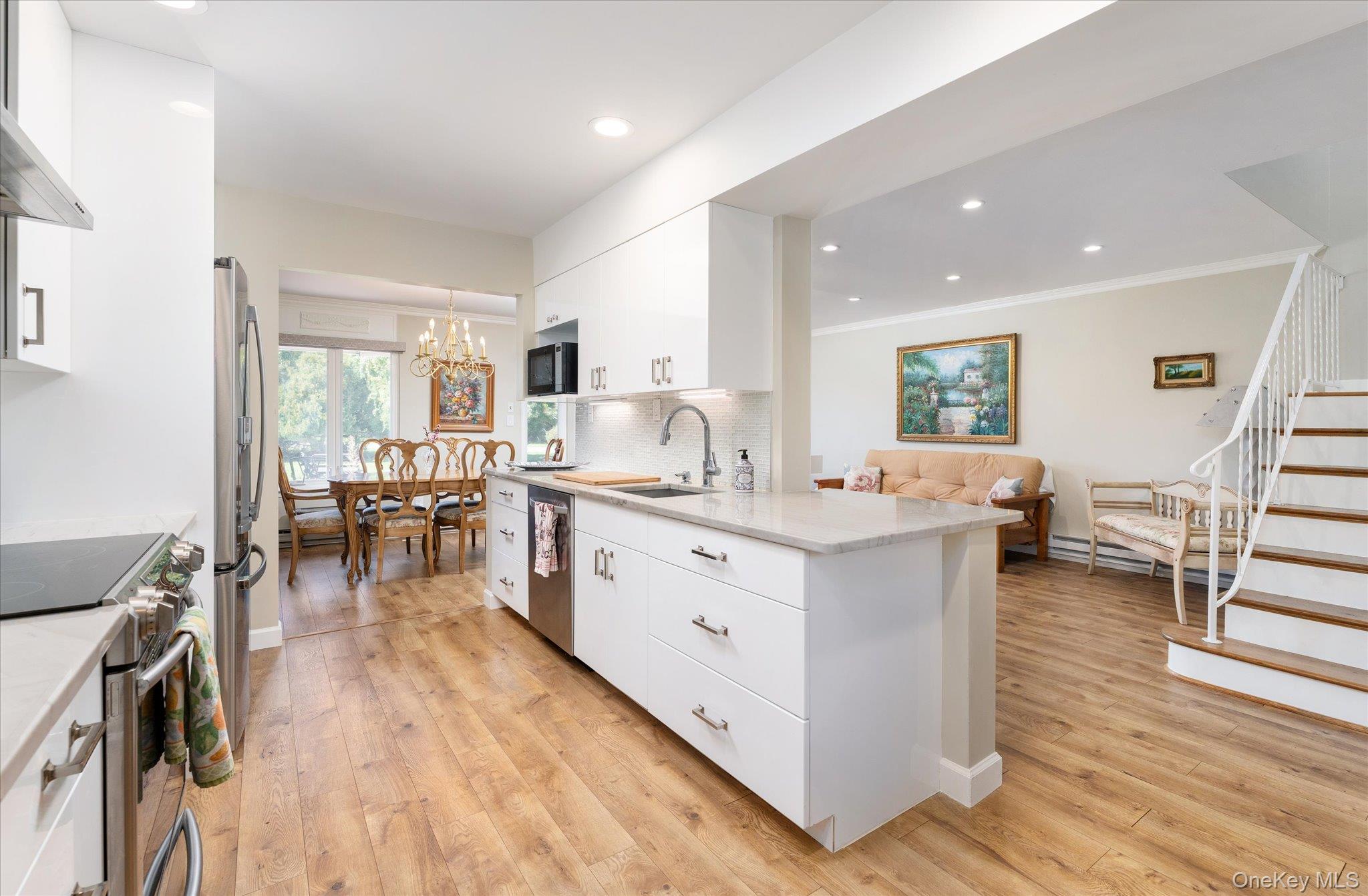 1102 Gotham Path Property Photo 6