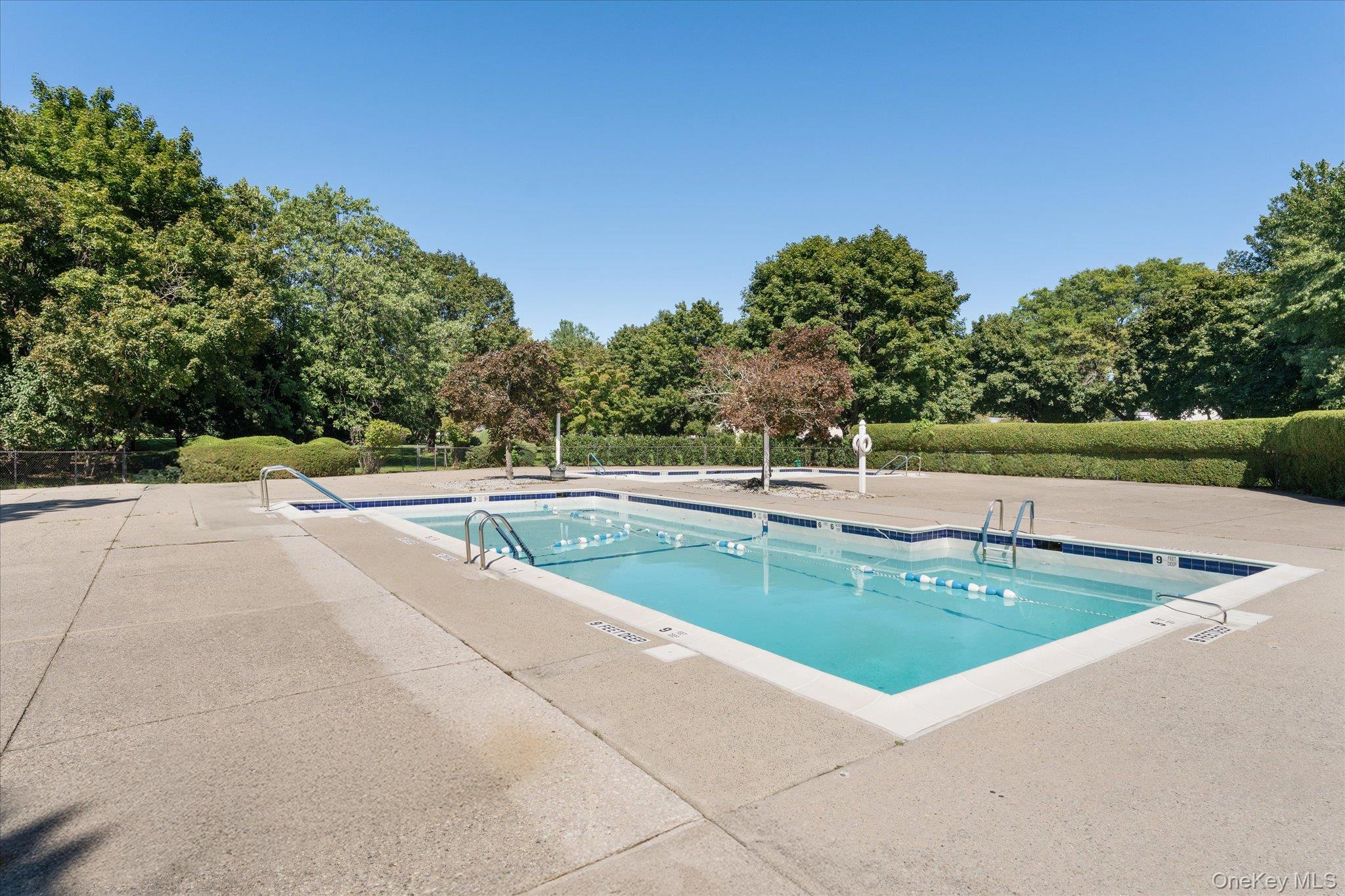 1102 Gotham Path Property Photo 23