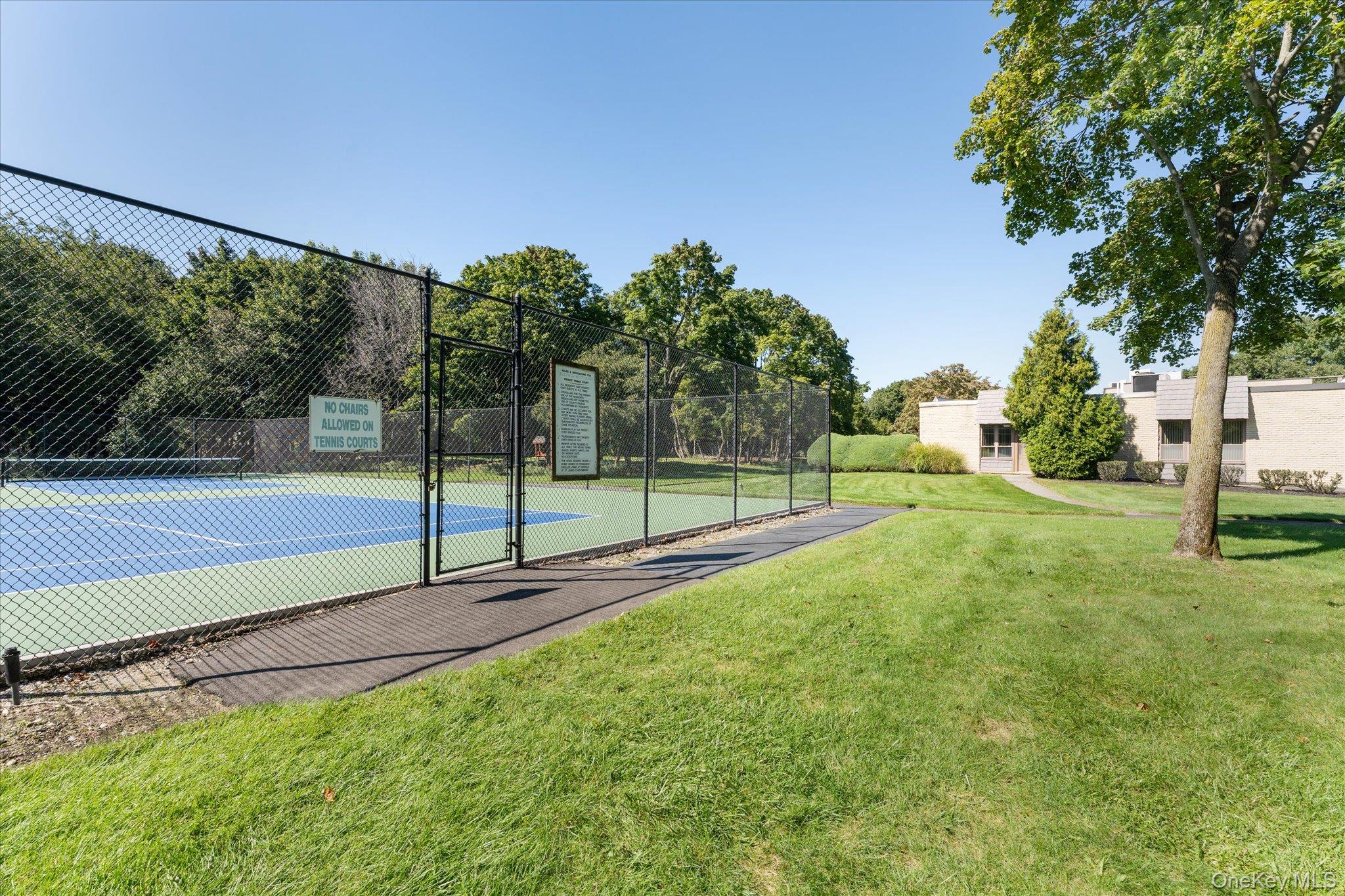 1102 Gotham Path Property Photo 25