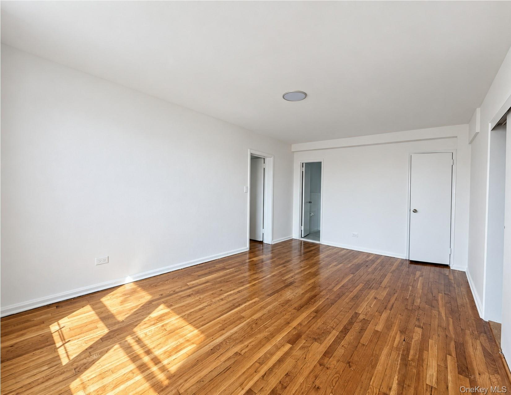 10-40 Neilson Street 3n Property Photo 5