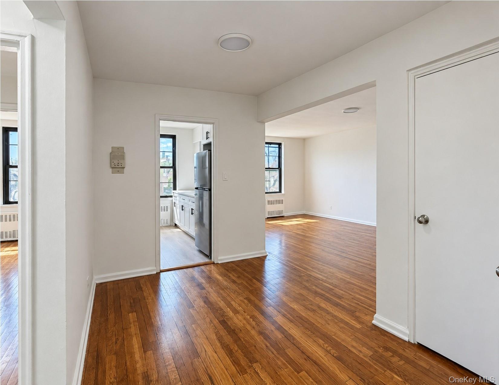 10-40 Neilson Street 3n Property Photo 10