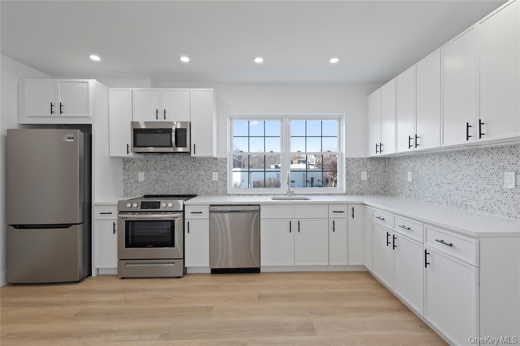 9 Lagrange Avenue APT 2 Property Photo 1