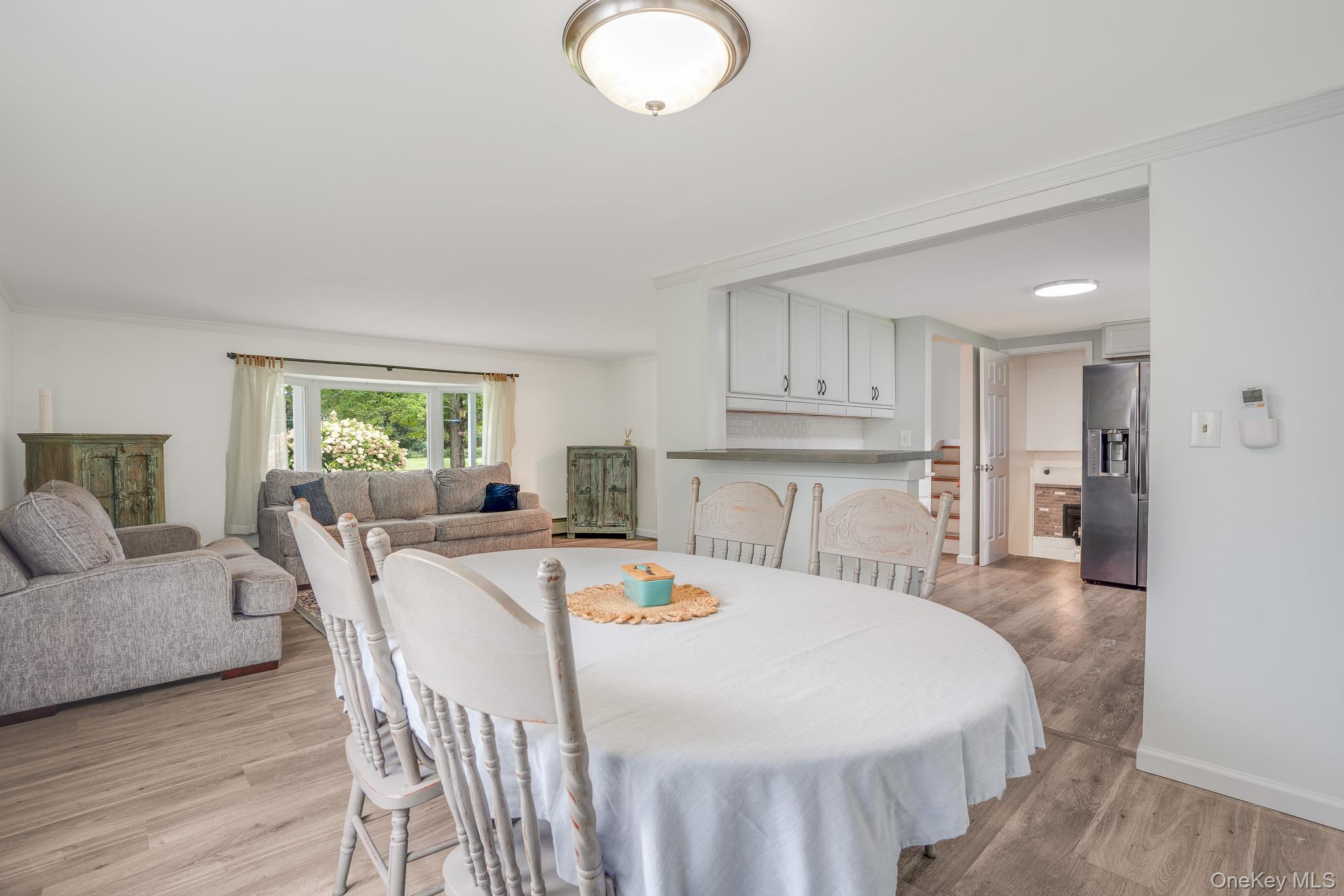 10 Meadow Lane Property Photo 7