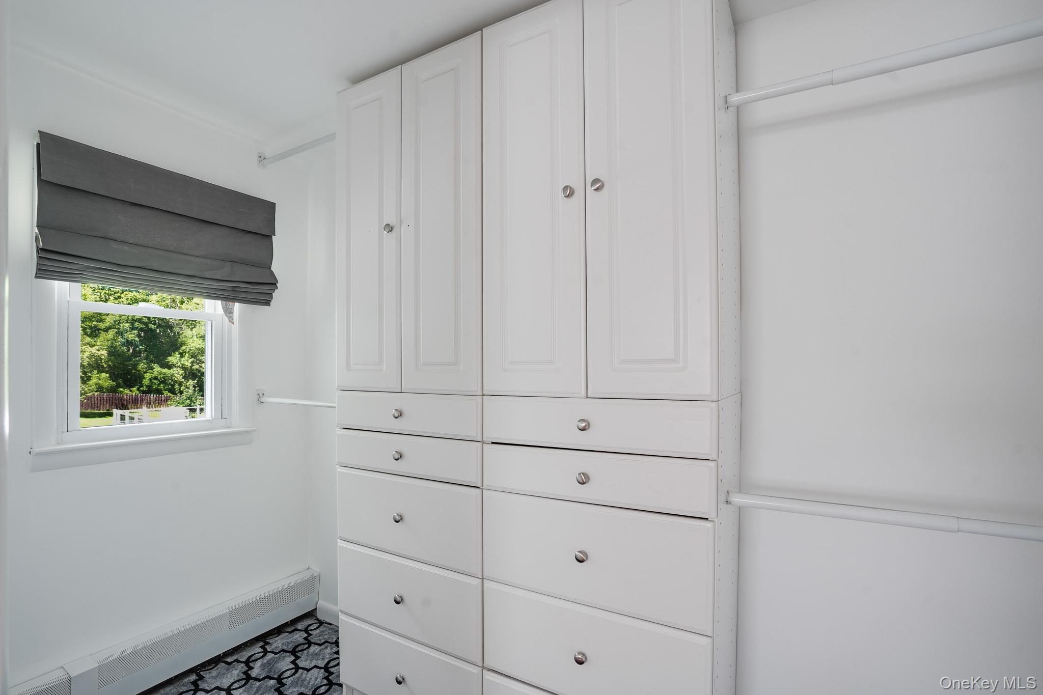 10 Meadow Lane Property Photo 18