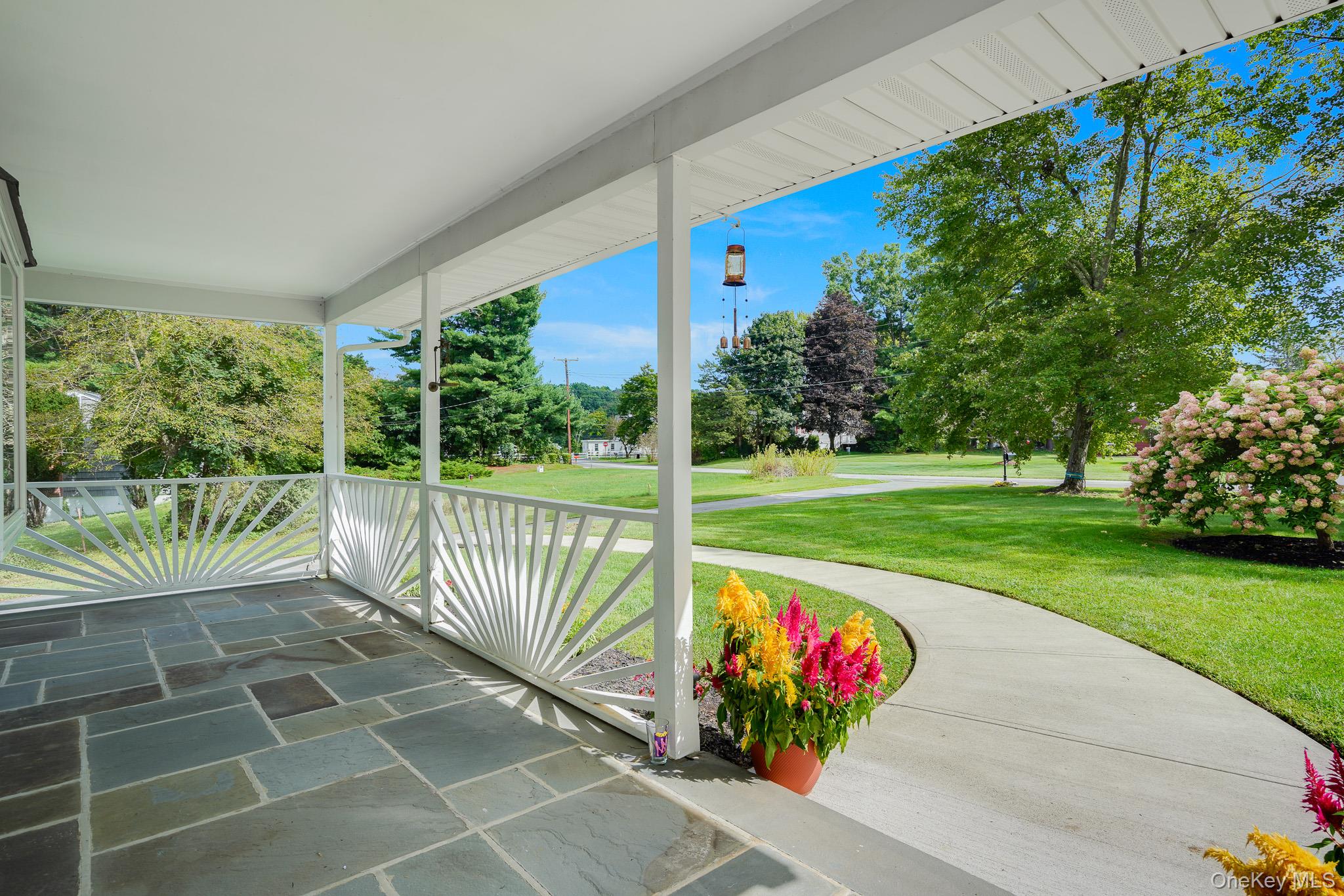 10 Meadow Lane Property Photo 30