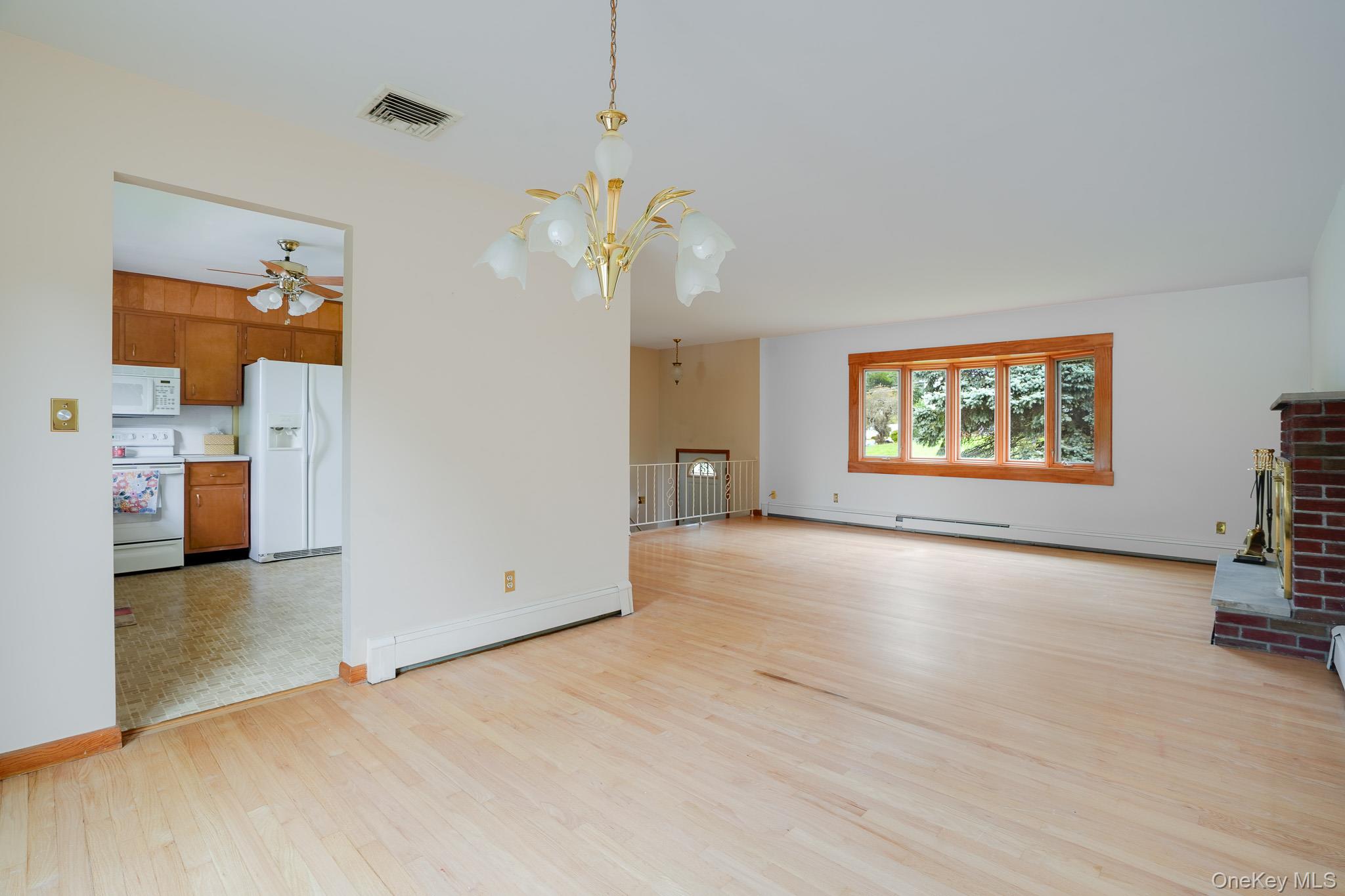 103 Edgehill Drive Property Photo 3