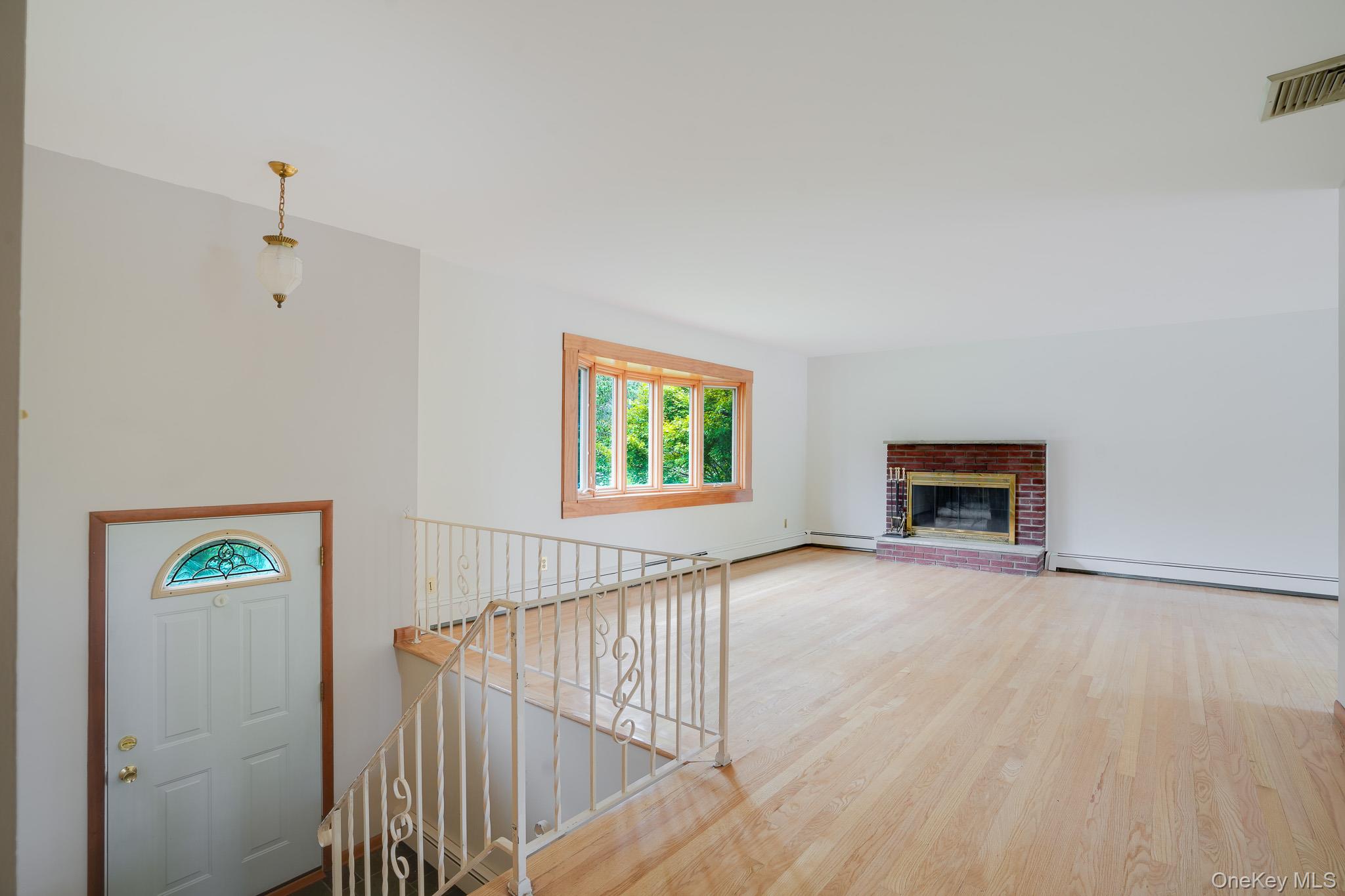 103 Edgehill Drive Property Photo 6