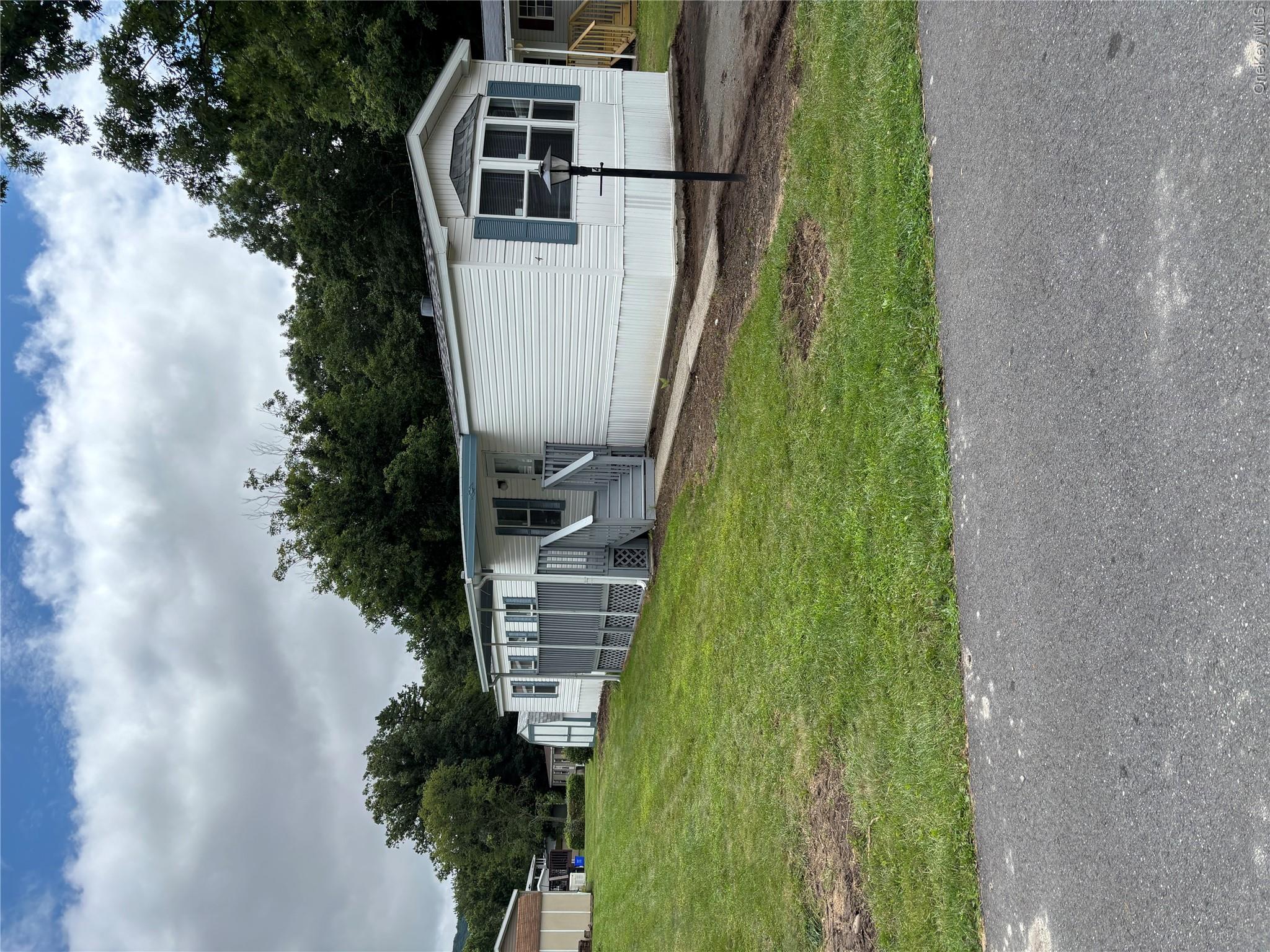 4 Laurajean Lane Property Photo 1