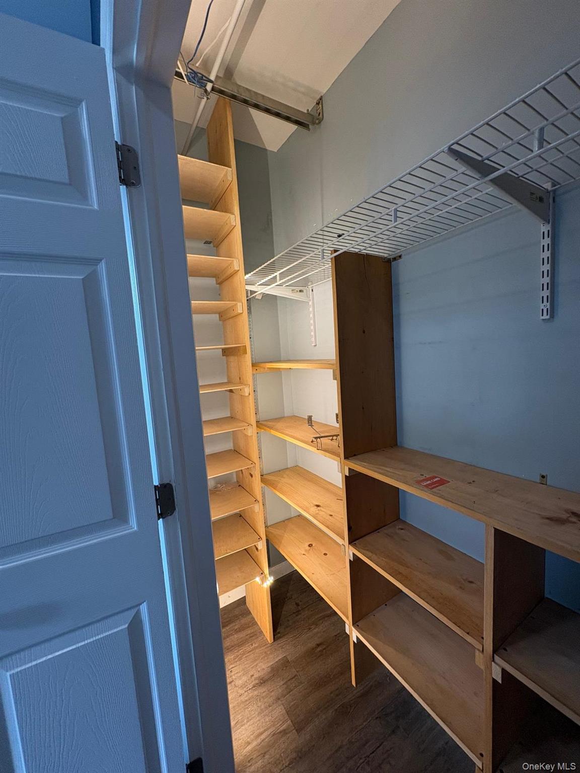 1047313 Property Photo 9