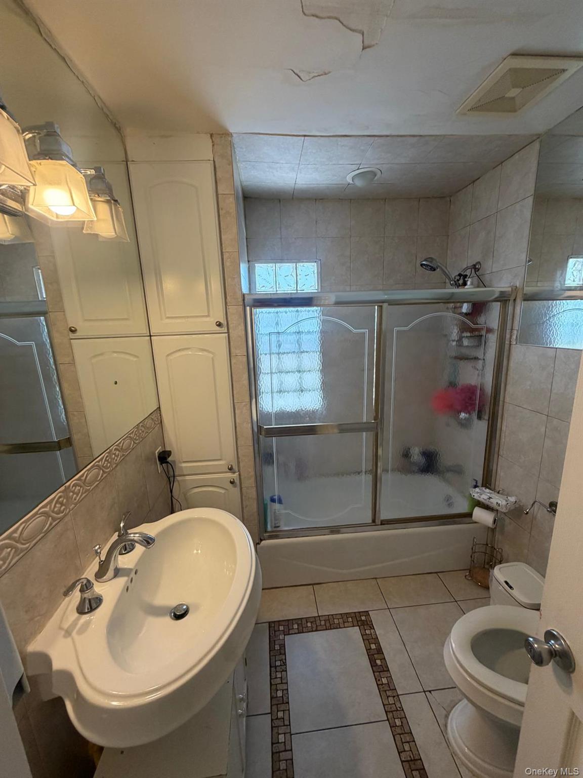 2354 97th Street Property Photo 10