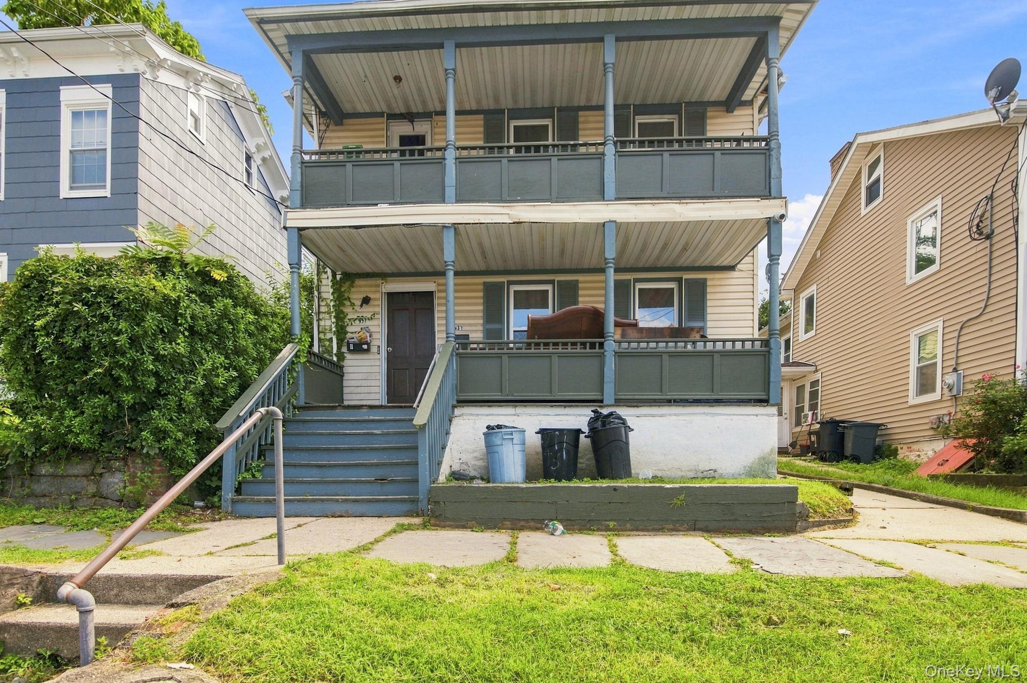 931 2nd Street Property Photo 2