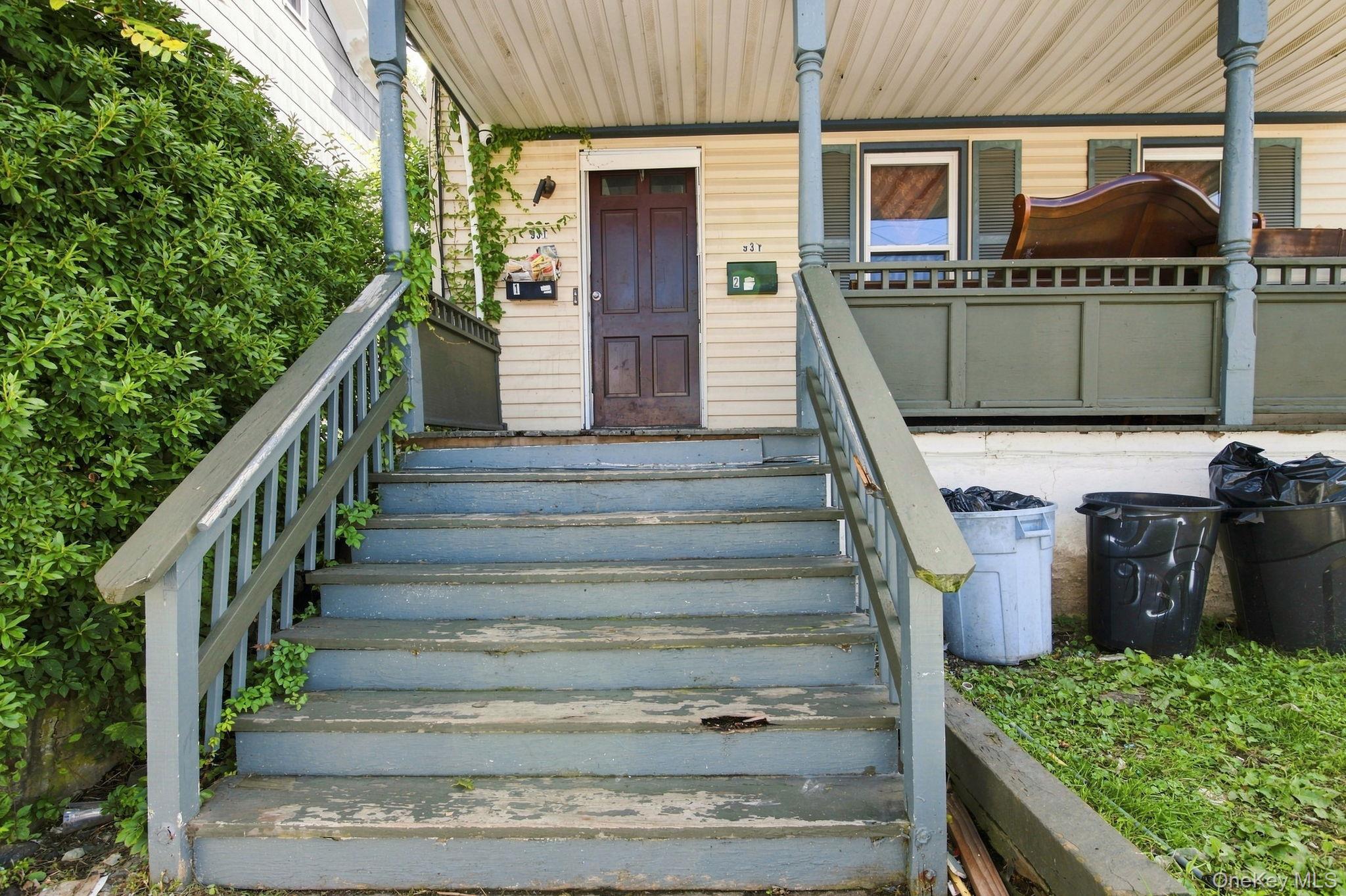 931 2nd Street Property Photo 4