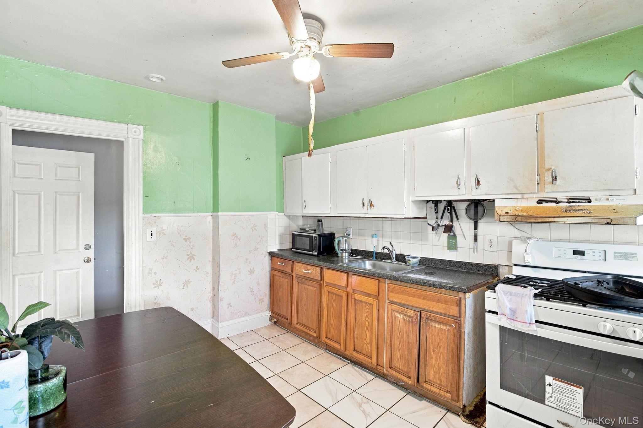 931 2nd Street Property Photo 15
