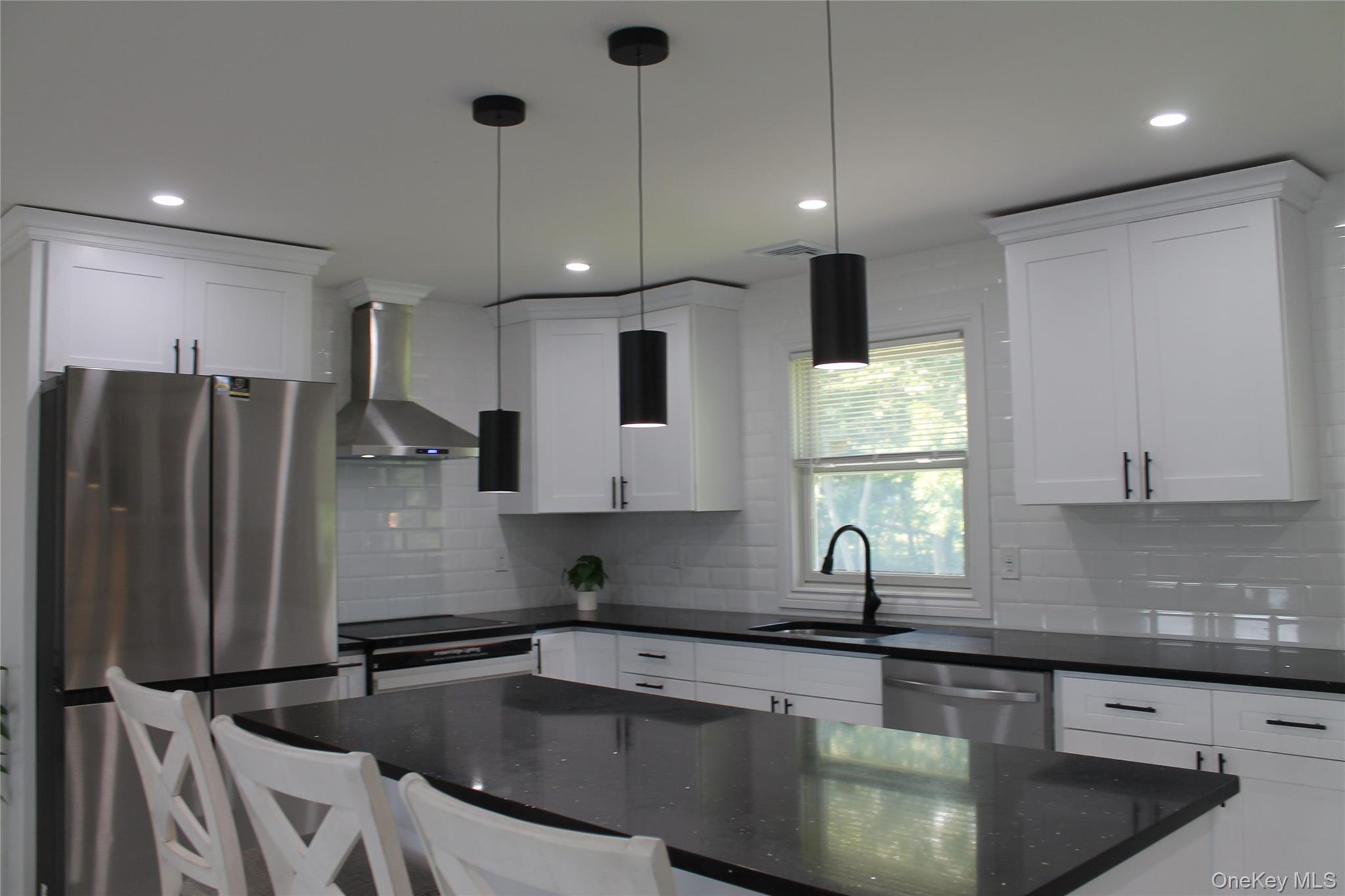 529 Spur Drive Property Photo 8