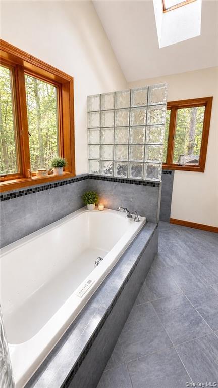 212 Meeker Road Property Photo 14