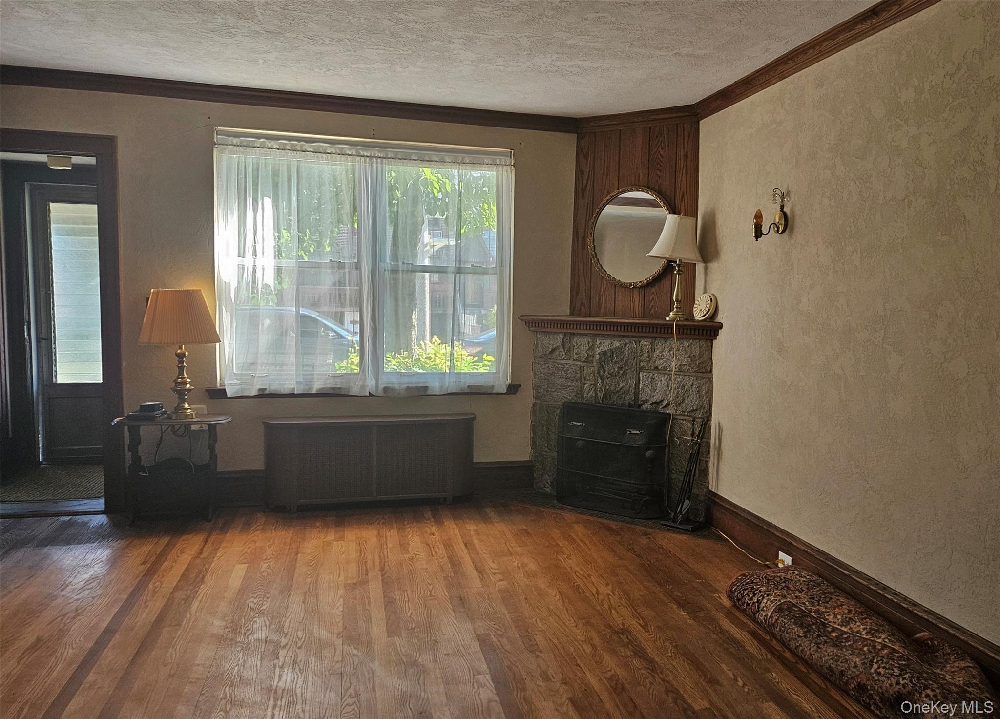 8121 77th Avenue Property Photo 4