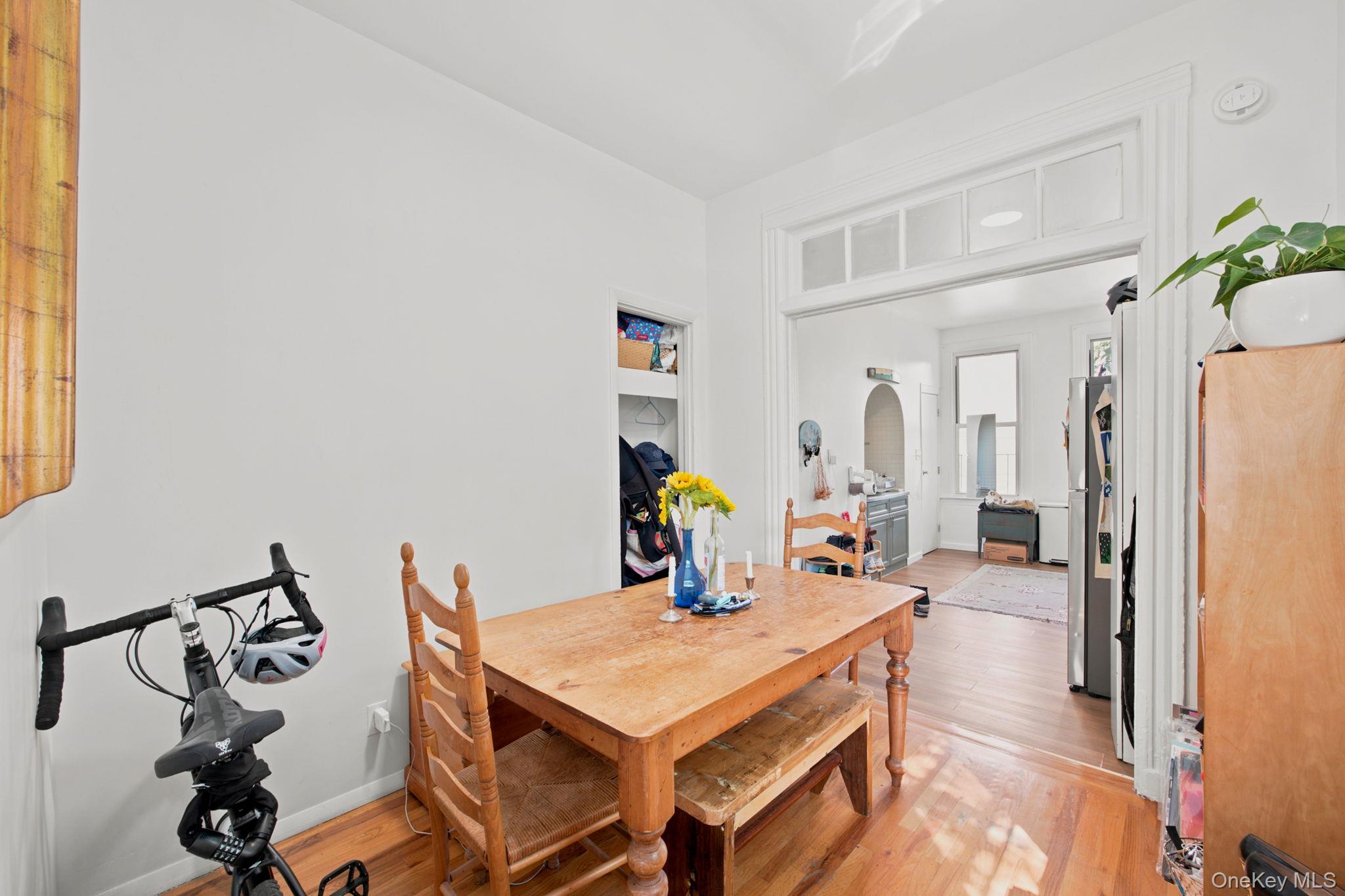 332 Manhattan Avenue Property Photo 15