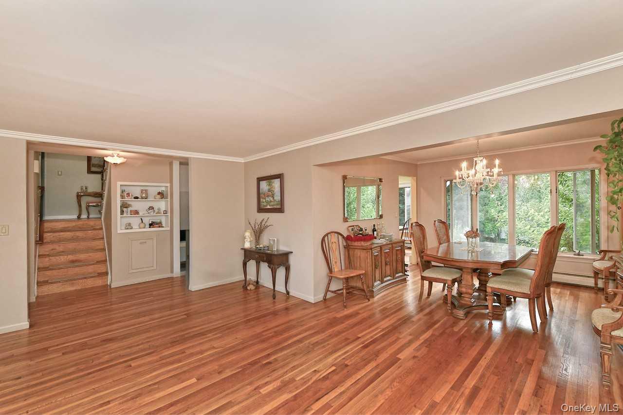 1994 Van Nostrand Avenue Property Photo 9